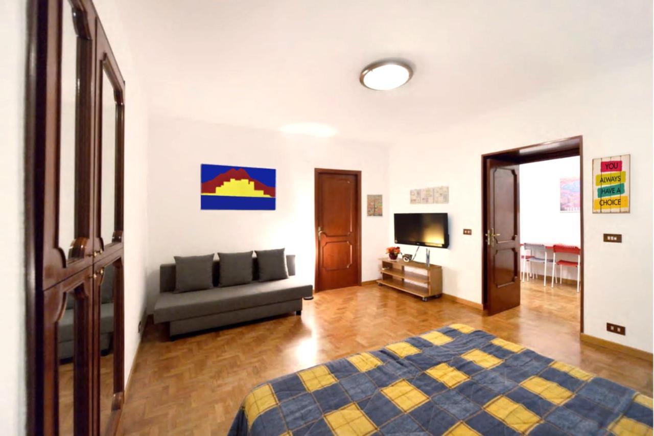 ナポリ La Casita Toledo - In Pieno Centroヴィラ エクステリア 写真